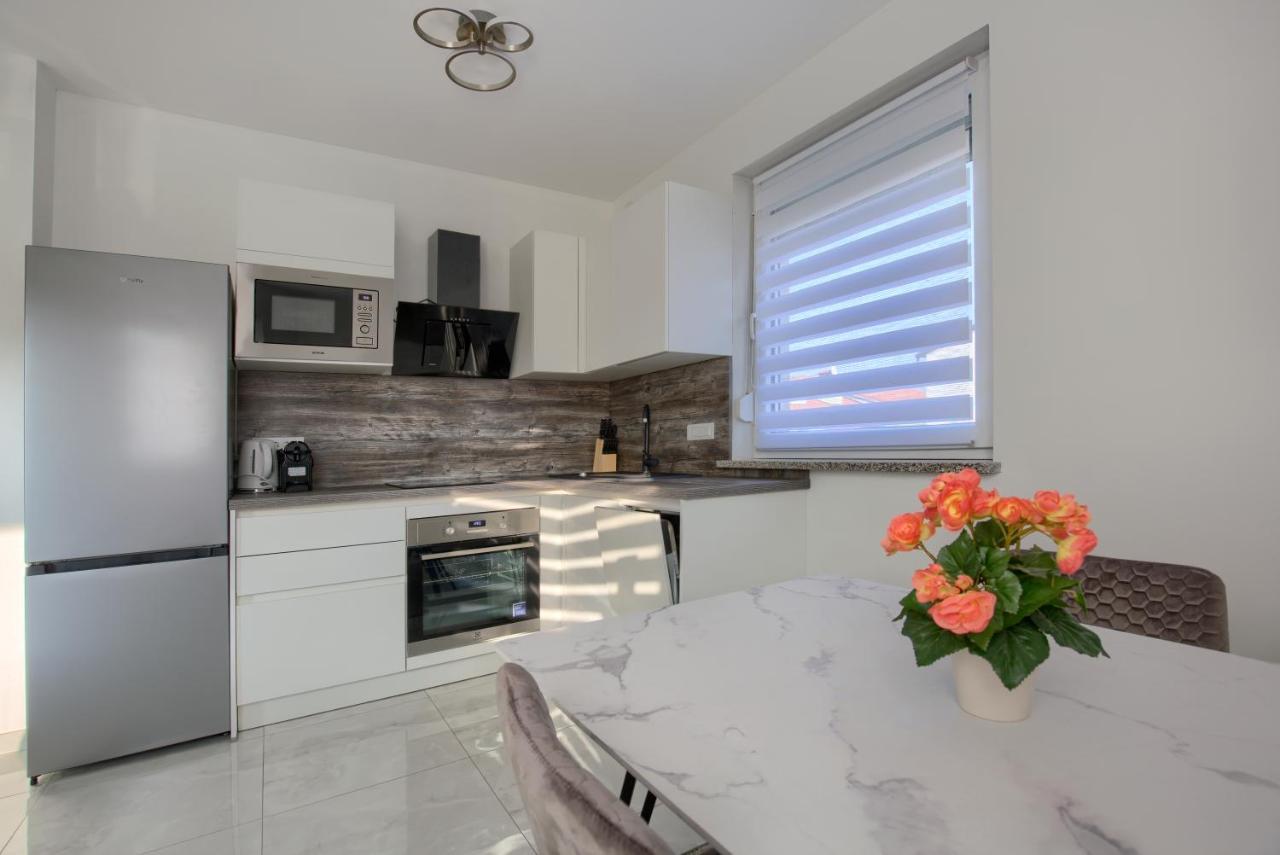 Apartment Vukadin PUY 외부 사진