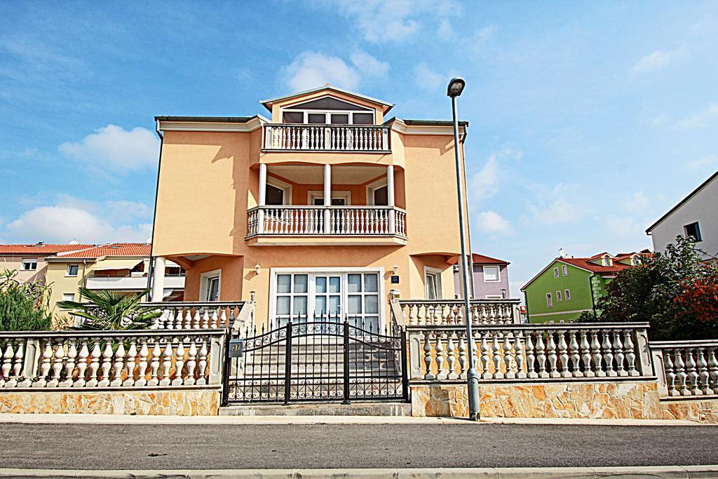 Apartment Vukadin PUY 외부 사진